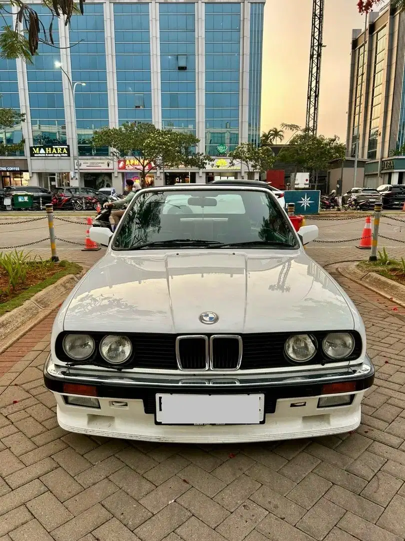 BMW E30 325 Convertible 1993