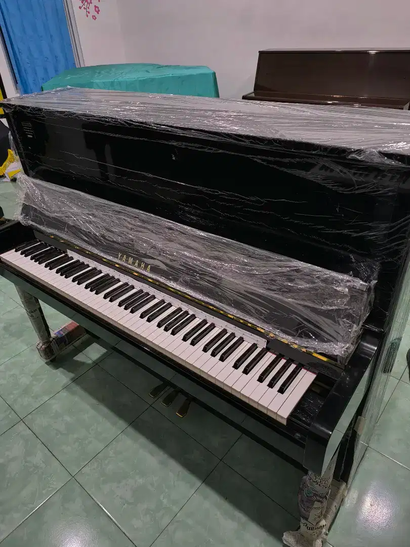 Jual Piano YAMAHA MC10B1