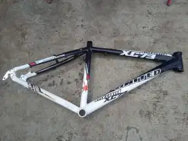 Frame united miami xc73