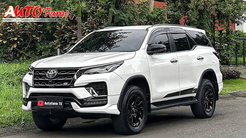 Toyota New Fortuner 2.8 GR Sport FACELIFT AT FULL BLACK RIMS NIK 2023