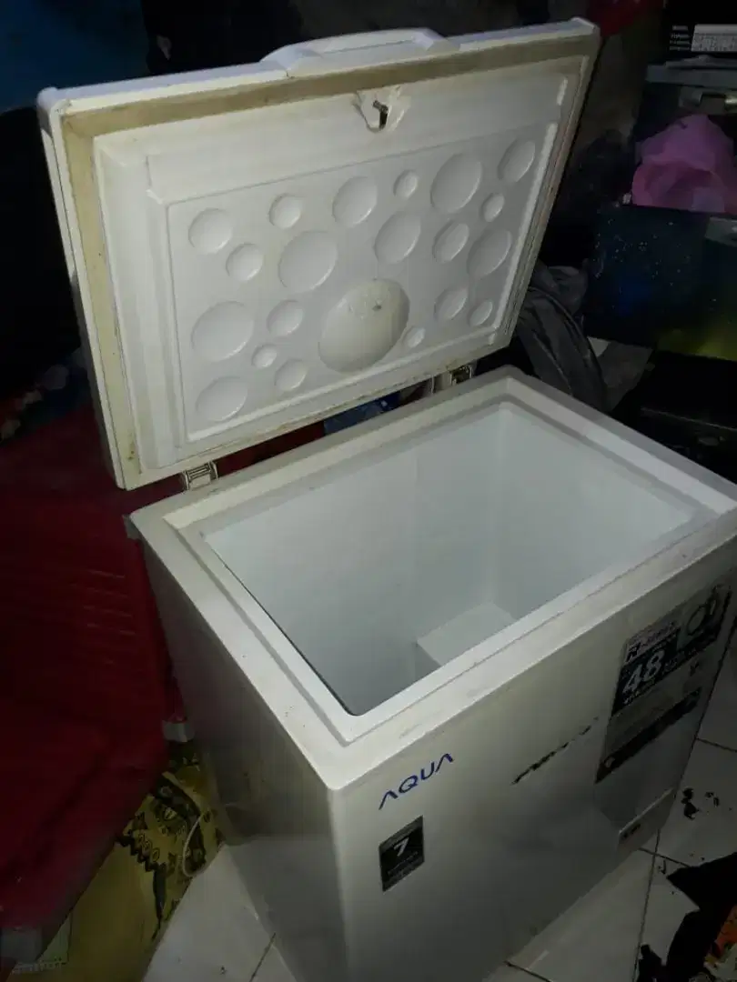 DIJUAL FREEZER BOX AQUA AQF-150FR