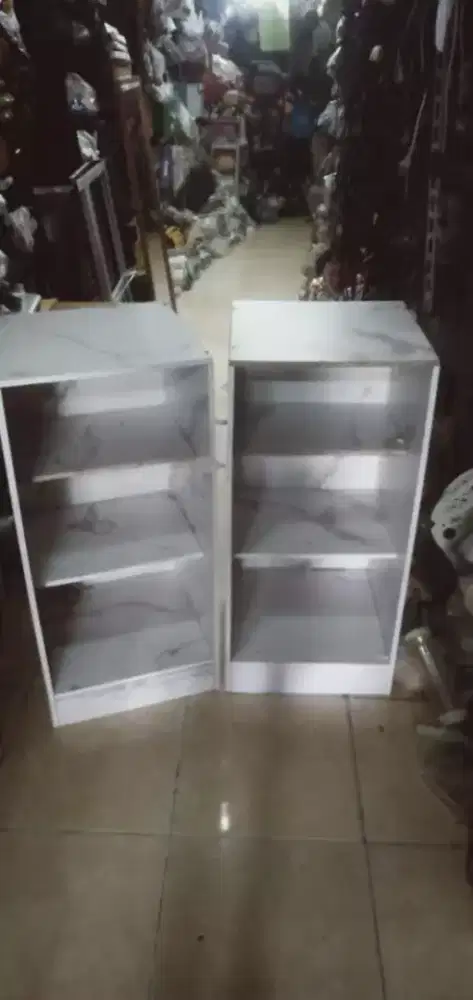 Slhkn plh slh 1 Lemari kayu serba guna uk L42/P40/T89cm kond spt baru