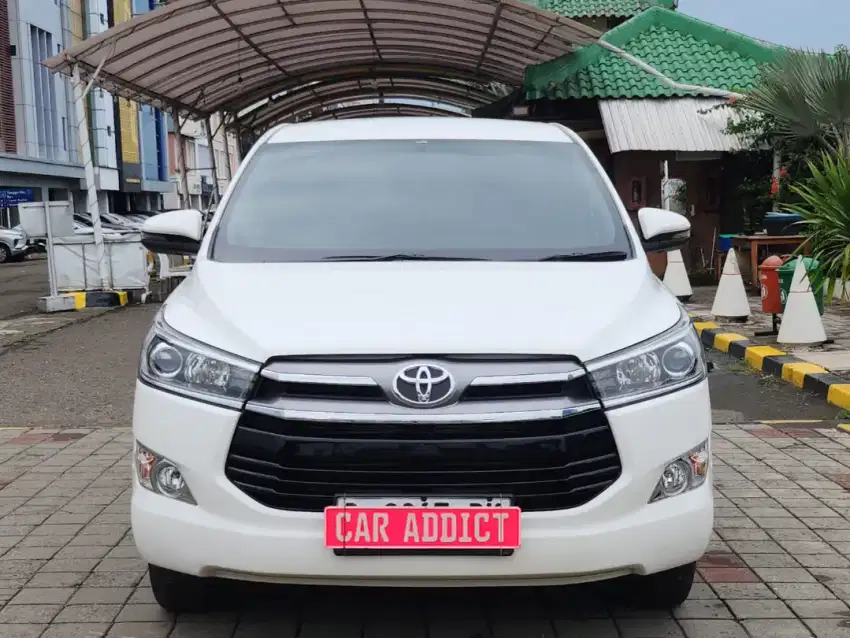 TOYOTA KIJANG INNOVA 2.4 V AT DISEL PUTIH, 2019( KM 24 RBAN)