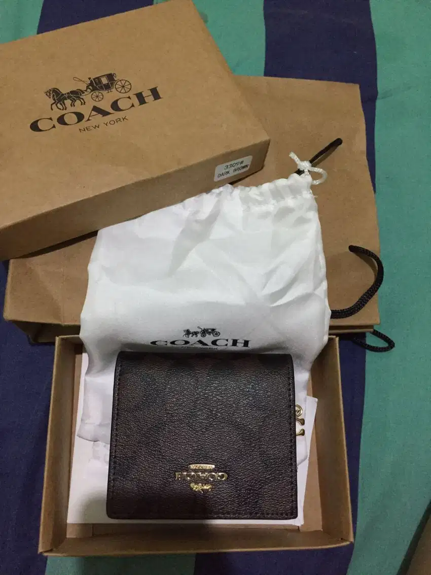 Coach Snap Wallet in Signature Canvas