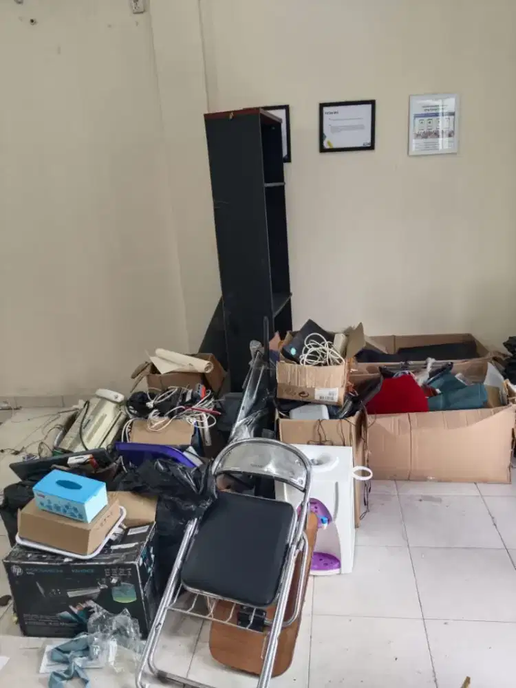 Jual dan beli barang bekas