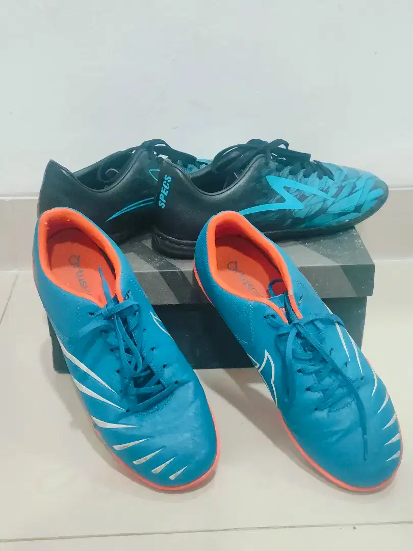 SEPATU FUTSAL, BELI 1 DAPAT 2 PASANAG