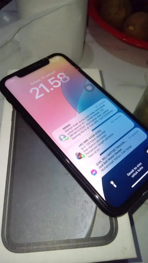 iphone xr hitam 128  beacukai