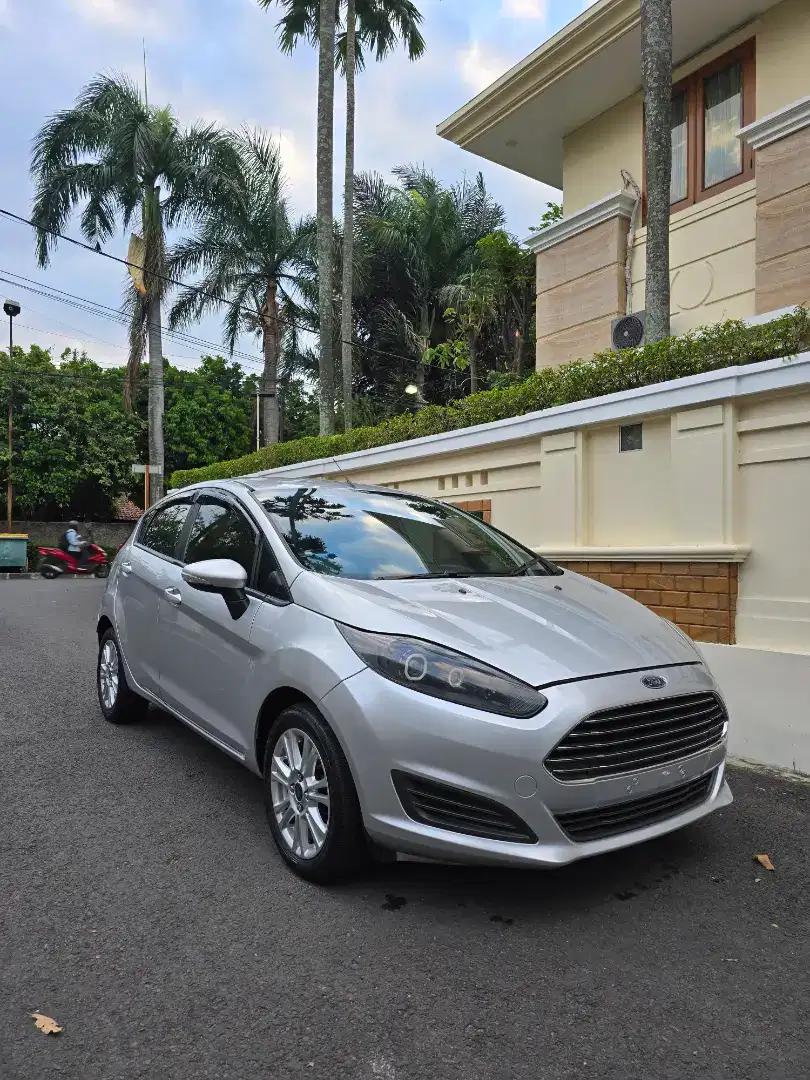 Ford Fiesta 1.4 2014 Matik, super bagus