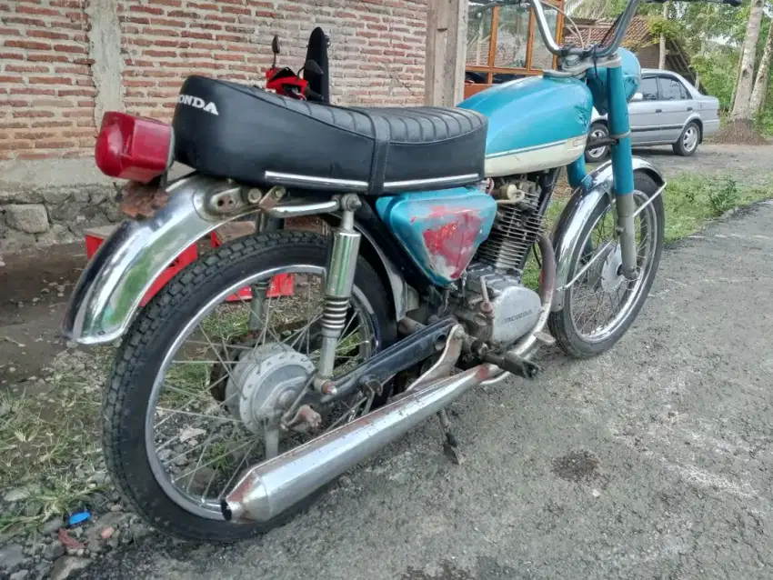 Honda cb 100 seri k1