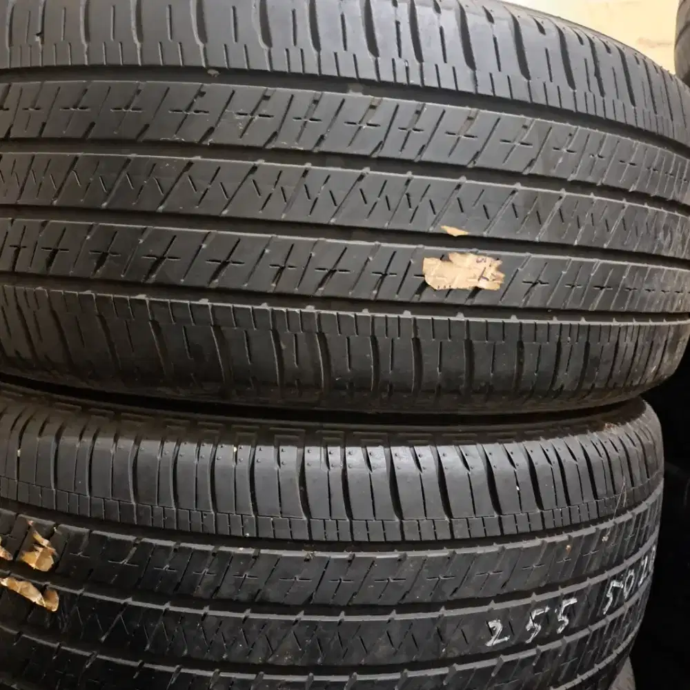 Ban 255 50 20 bridgestone 1pcs masih bagus