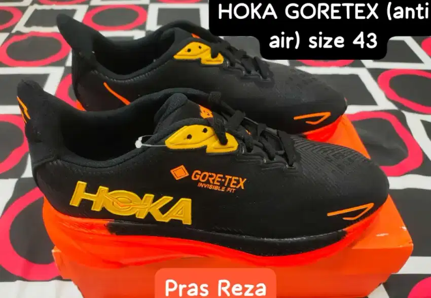 Sepatu HOKA GORETEX (sepatu Hoka edisi waterproof/anti air) size 43.