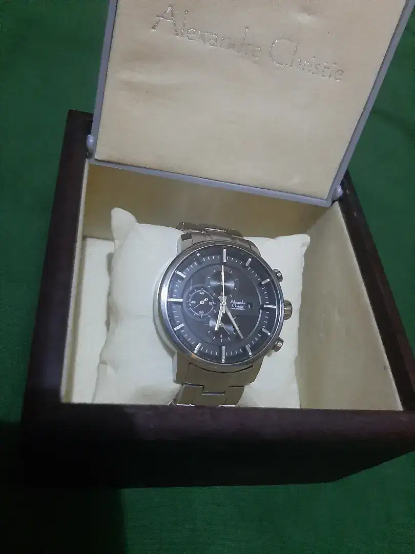 Jam tangan alexandre christie