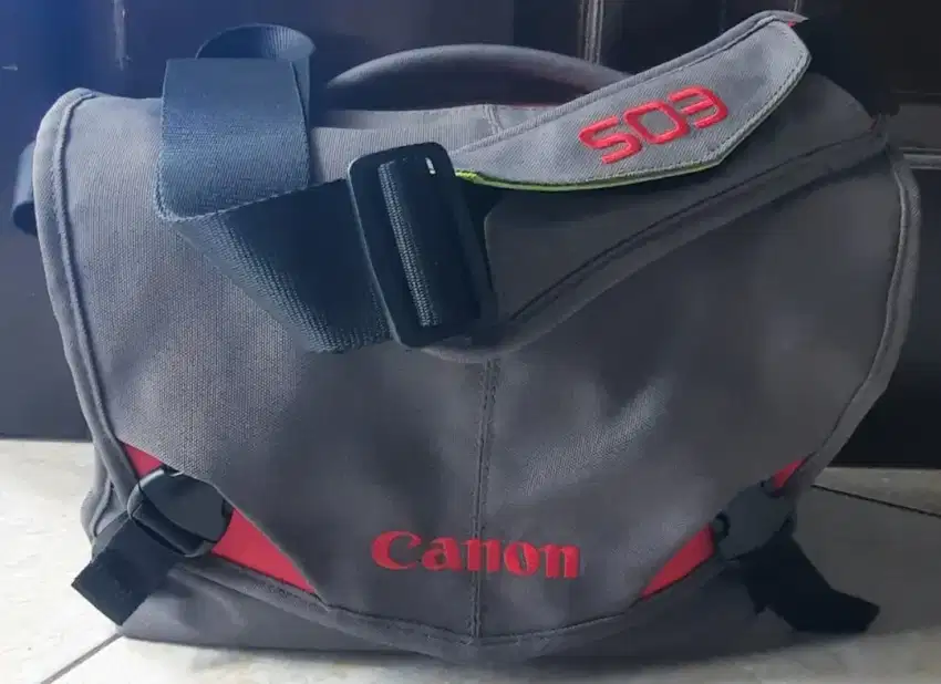 Tas Kamera Canon Eos DSLR Crumpler