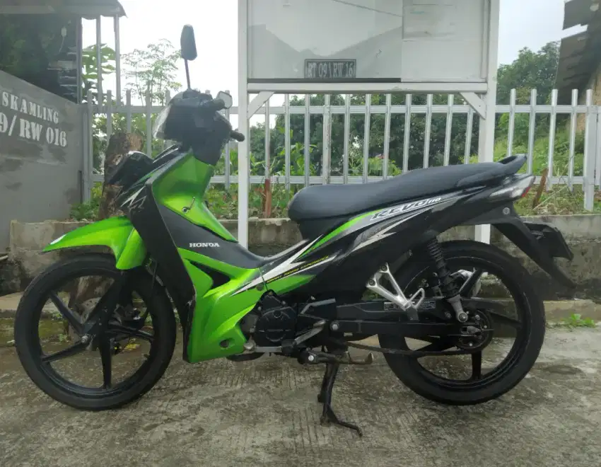 Jual revo 2012 masih bagus