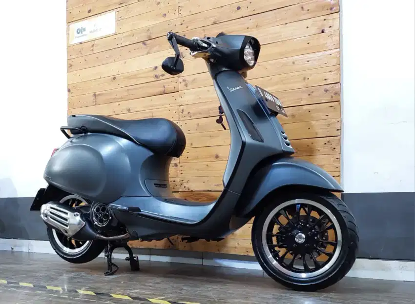 VESPA SPRINT IGET ABS 2021 JARANG ADA LOW KM