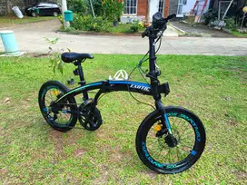 Sepeda Lipat Exotic Explore 500 by Pacific Alloy Rem Hidrolic 9 Speed