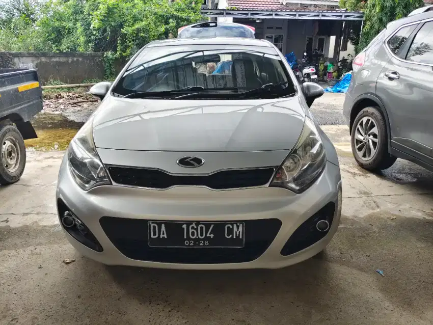 KIA RIO 2012 METIK