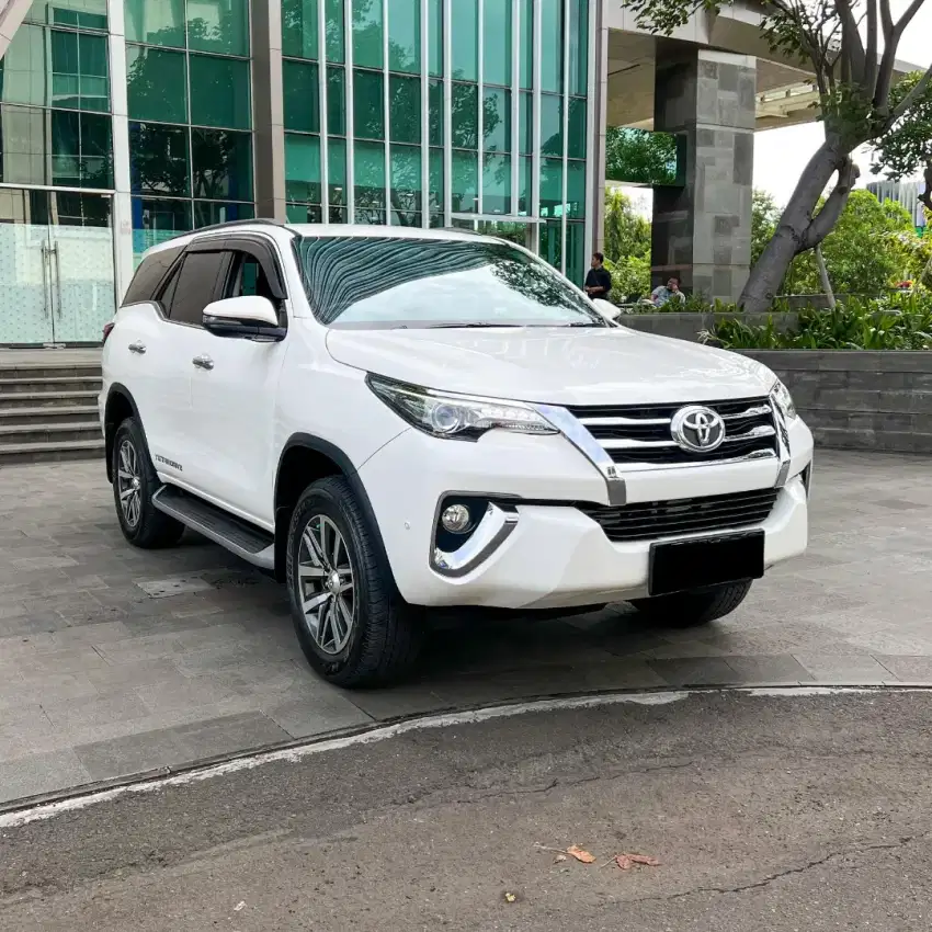 Km 31 Rb Tdp 5 Jt Toyota Fortuner 2.4 Vrz 4x2 Solar A/T Nik.2019/David