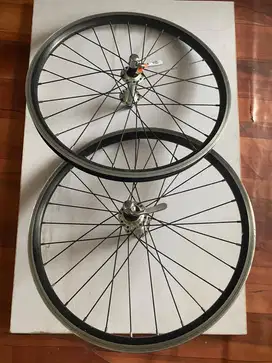 Wheelset depan belakang