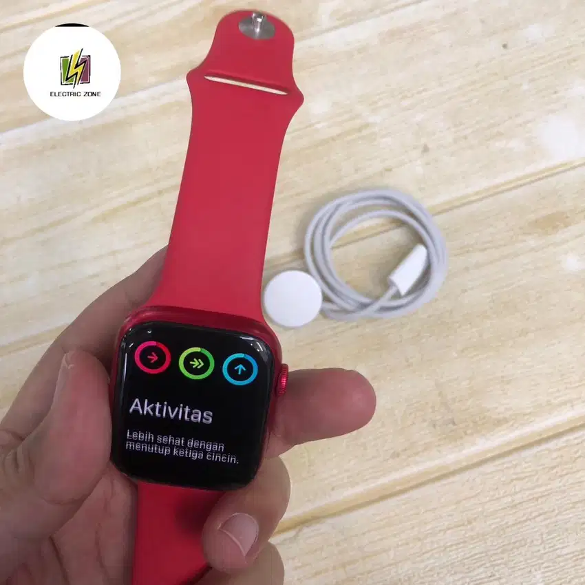 Apple Watch Series 9 45mm Red Original bekas resmi