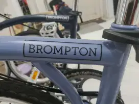 Sepeda brompton terasa masih baru