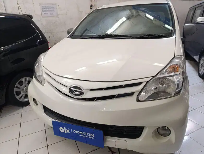 DAIHATSU XENIA 1.3 M/T 2014 OTOMART SURABAYA