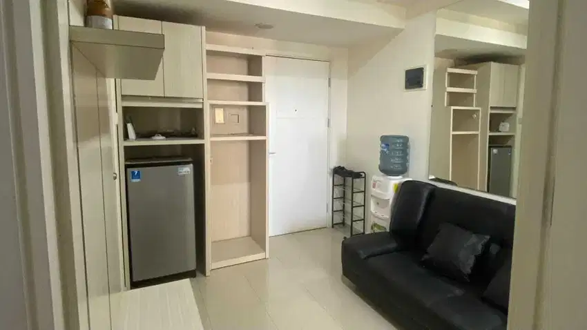 Dijual Fullyfurnish 1BR Apartemen Parahyangan Residence Ciumbeluit