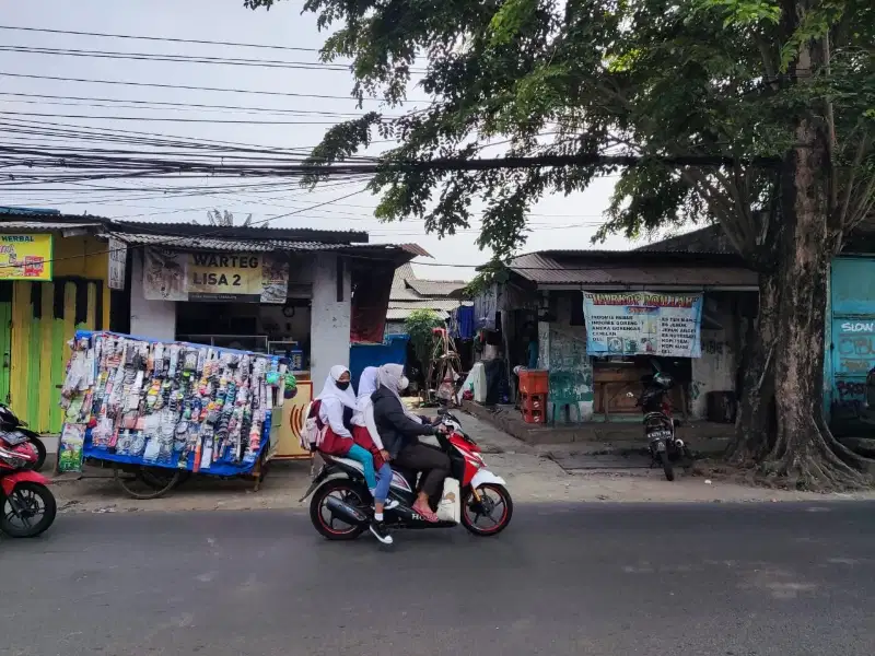 di jual tanah pinggir jalan cocok buat usaha bonus  bangunan