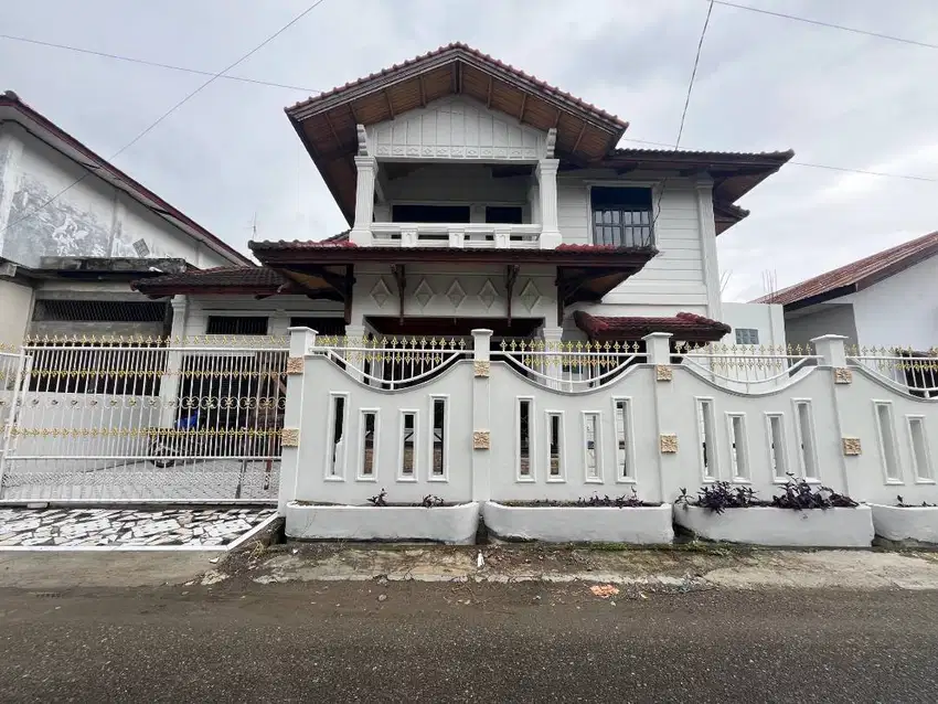 Rumah Sewa Perumnas Lingke Samping Polda