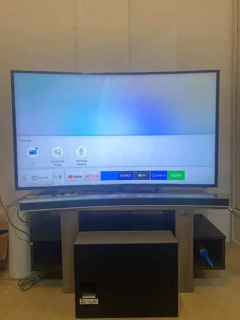 Samsung smart tv 49 inci curved+soundbar subwofer samsung