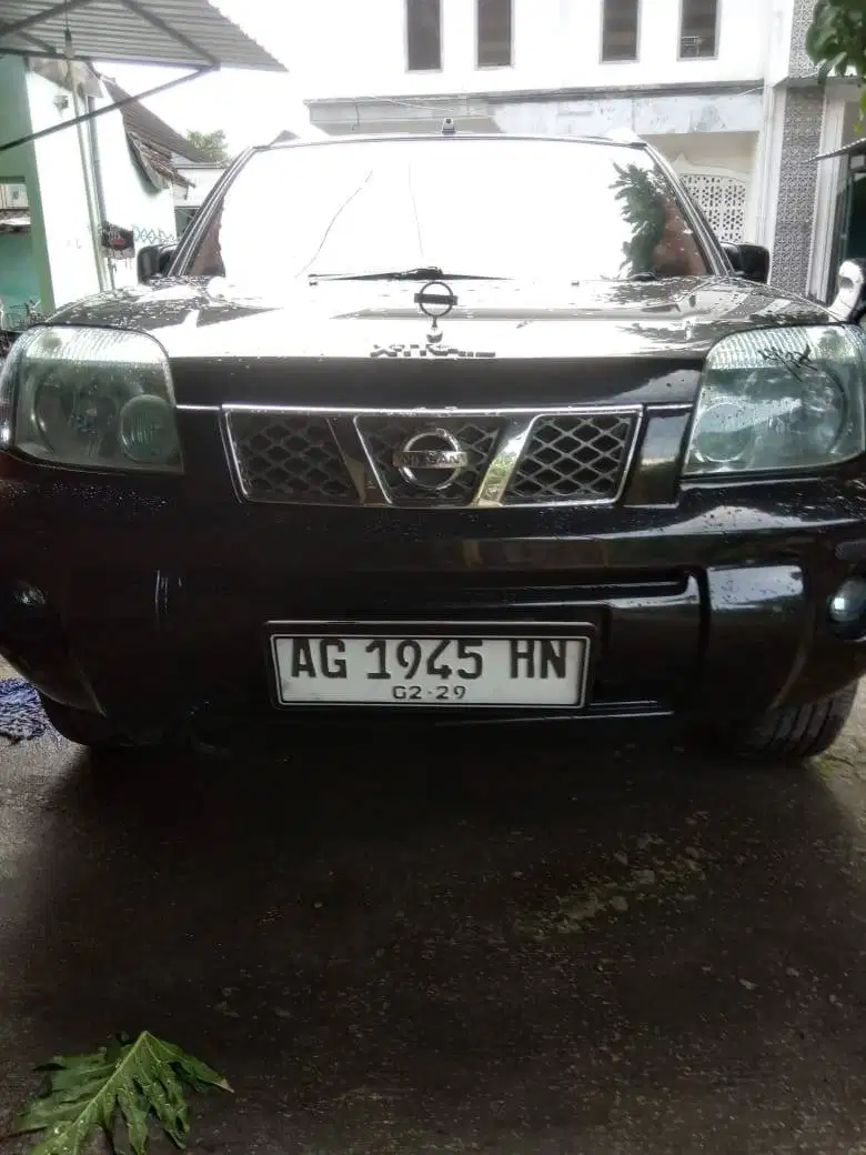 Nissan X Trail 2.5 ST 2006 Plat AG mirza mobil bekas sekoto kediri