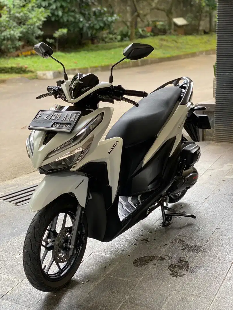 Honda Vario 125 CBS ISS Thn 2021 Putih Doff Mulus