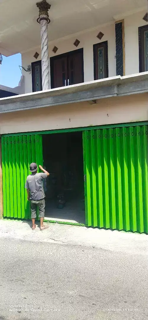 pintu harmonika