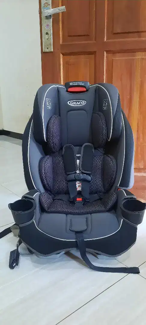 2nd carseat graco slimfit