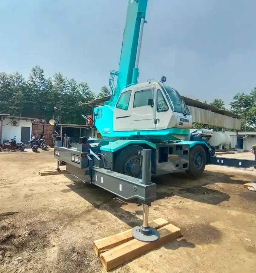 Raughterain crane Kobelco RK160 tahun 2024