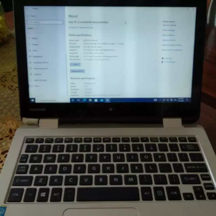 Laptop Toshiba L15W Satellite bekas bisa nego