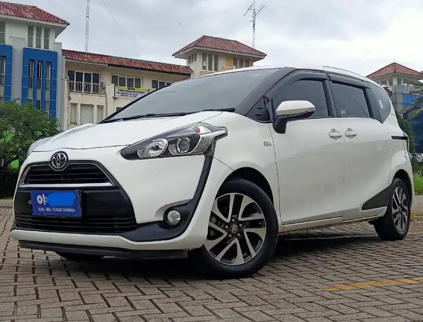 [OLXmobbi] Toyota Sienta 1.5 V Bensin-MT 2017