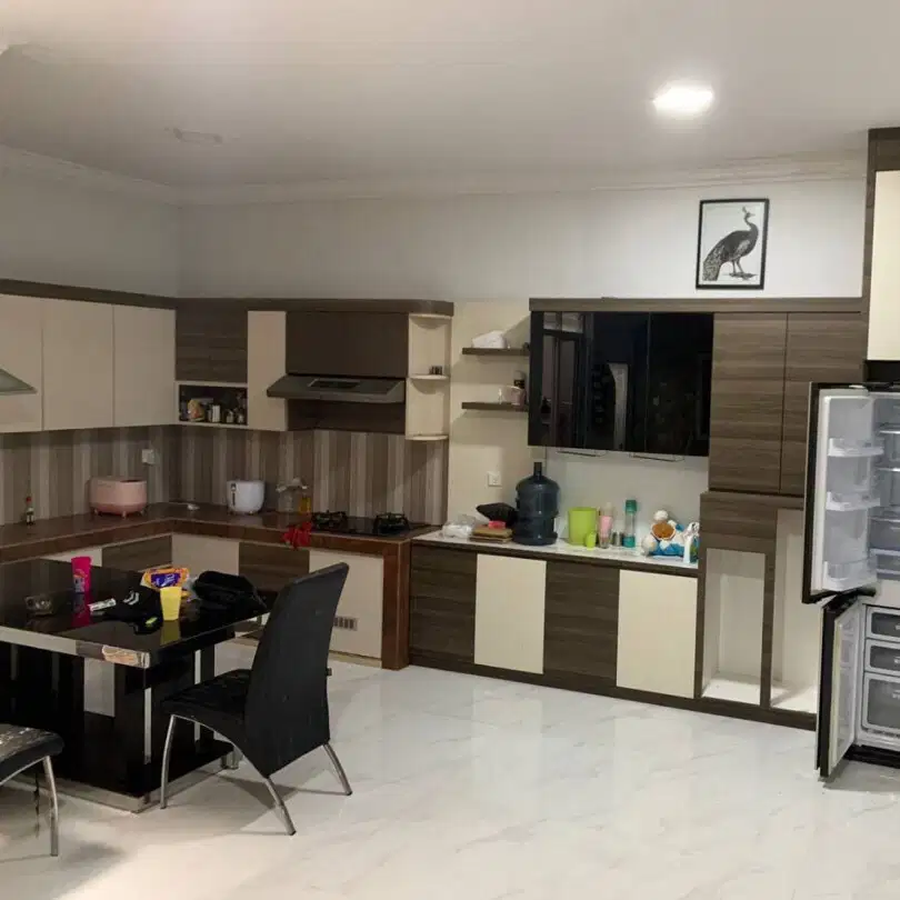 Dijual Murah  - Beverly Green - Batam Centre  Rumah 3 lantai