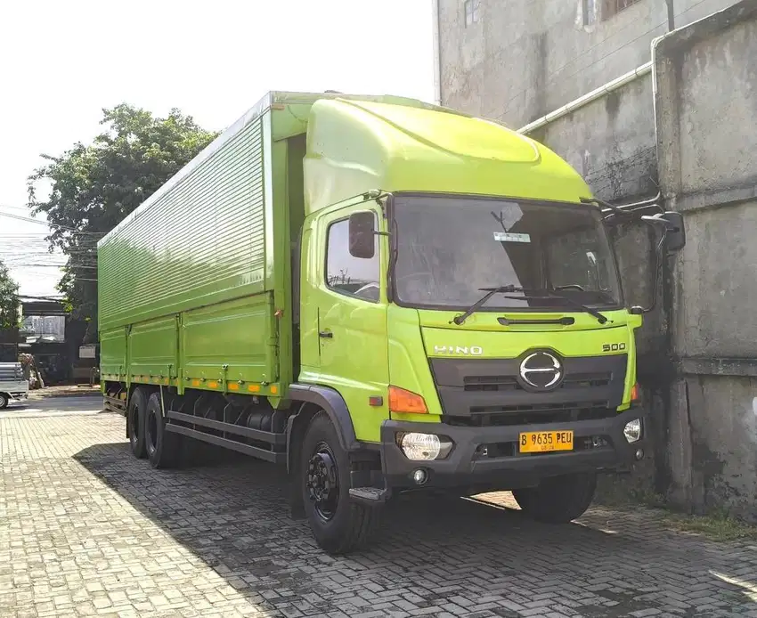 MULUS+banBARU MURAH Hino tronton 6x2 FL 235 JW wingbox 2018 wing box