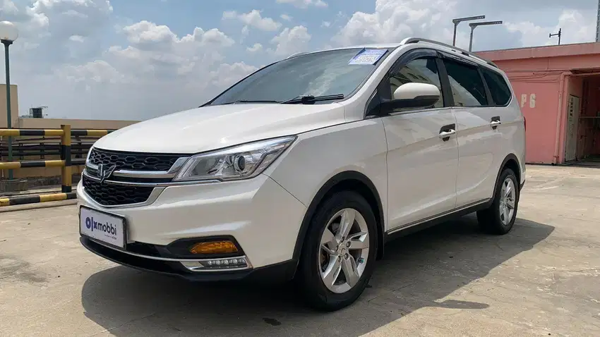 Pajak Panjang - Wuling Cortez 1.5 CT Bensin-MT 2020