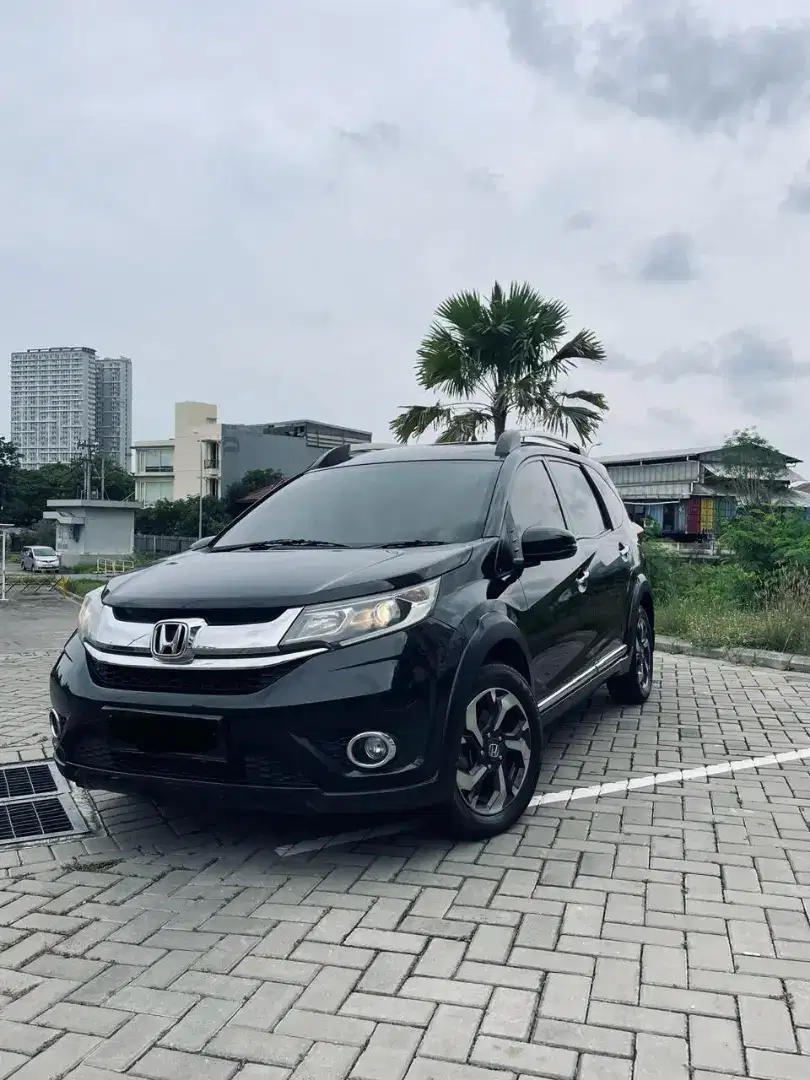 Mobil HONDA BRV E 2016 MANUAL PRIBADI