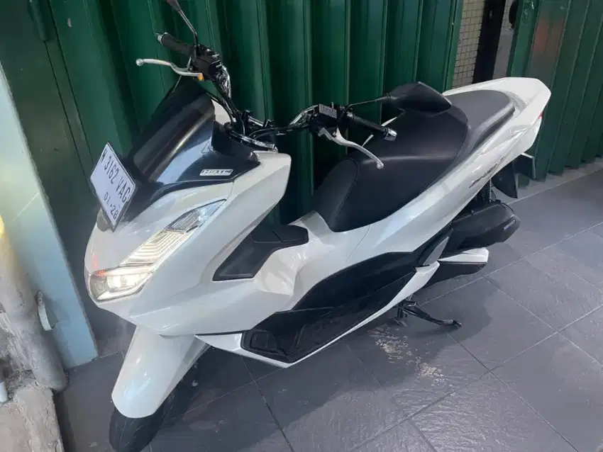 Istimewa!! HONDA PCX ABS PUTIH [2022] KM 18 MULUS PAJAK BARU