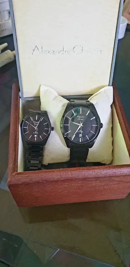 Jam tangan alexandre christie couple