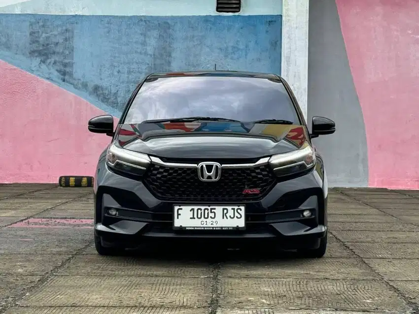 Km8rb Honda Brio RS CVT AT Hitam Keyless 2023 matik 2024