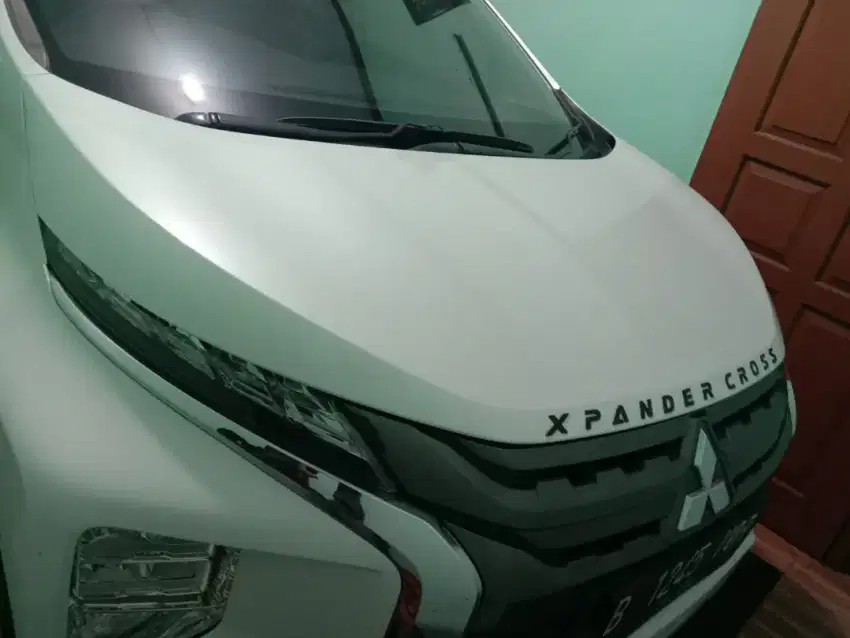 Xpander Cross Premium Package AT Putih 2021, Km 15.000.