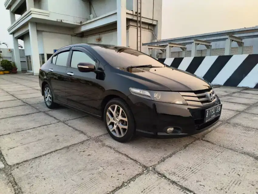 honda city RS 1.5 at bisa kami bantu TDP 5jt sampe approve 2011