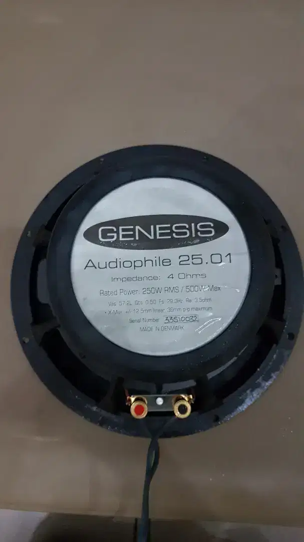 subwoofer genesis 10 inch SQ