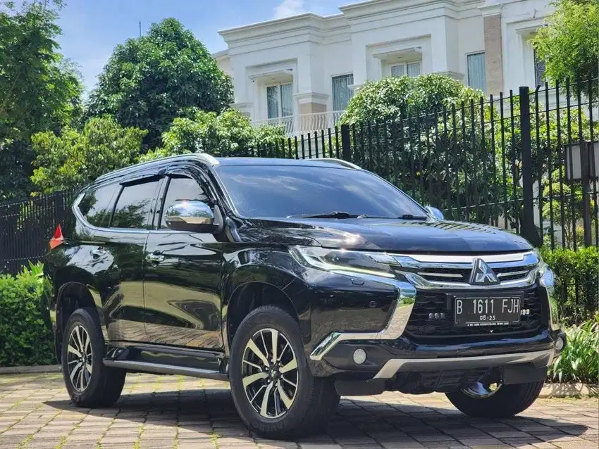 SUPER ISTIMEWA!! PAJERO DAKAR 2.4 AT 2020 NIK'2019 HITAM SUPER APIK !!