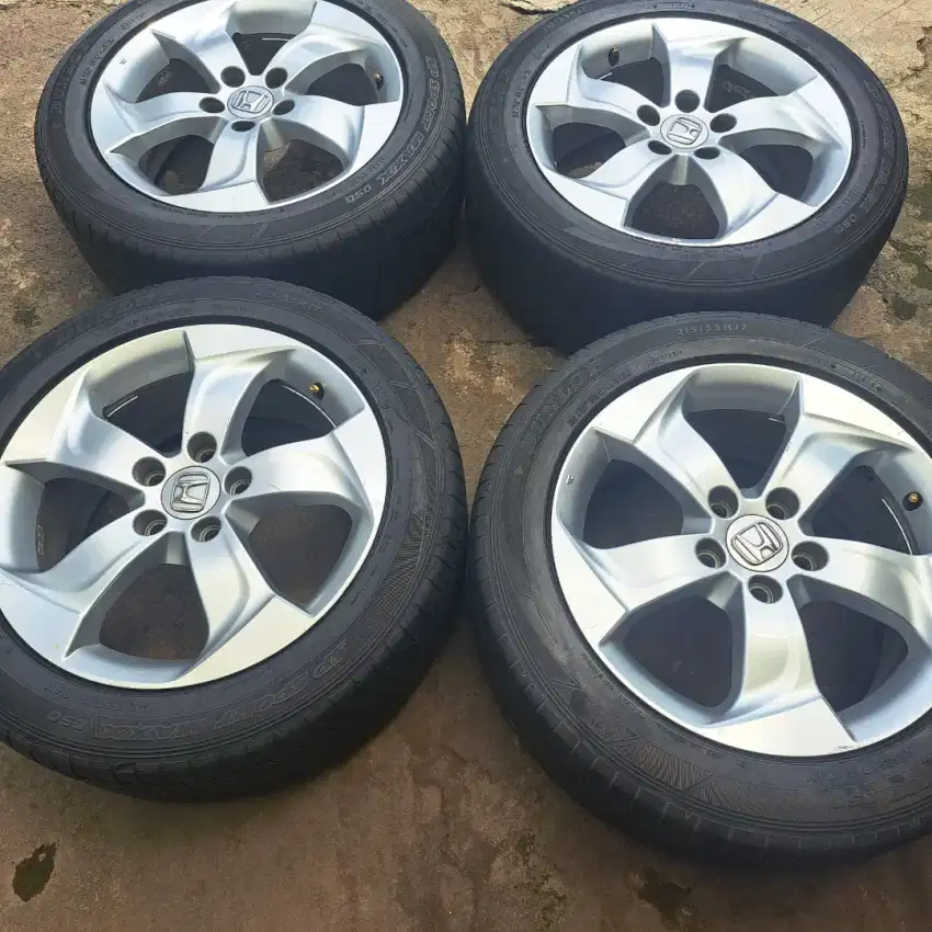 Velg dan ban r17 honda hrv original