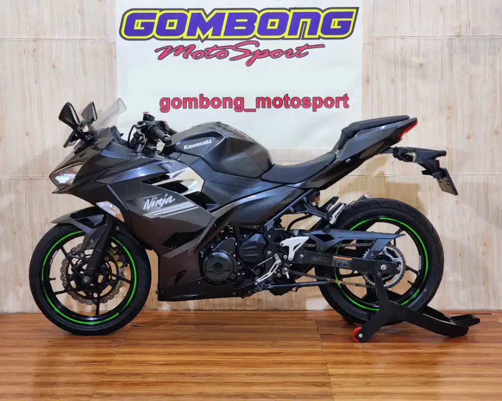 KAWASAKI NINJA 250 FI LED tahun 2022